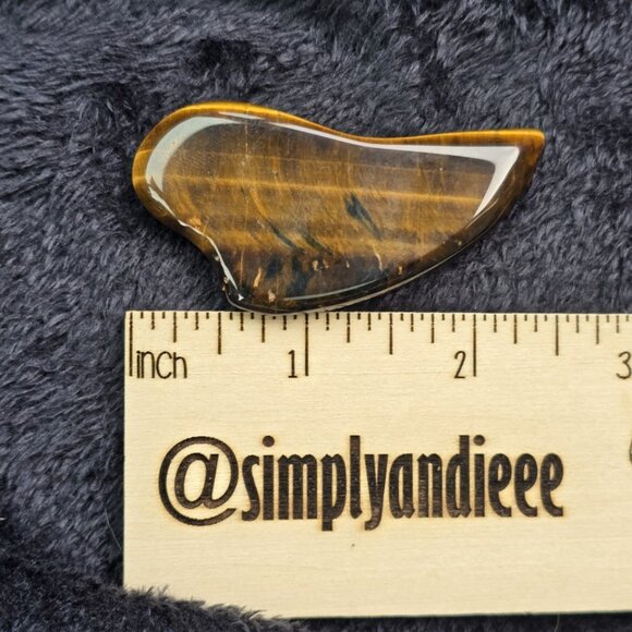 Tiger Eye Crystal Gua Sha face tool - Picture 3 of 5